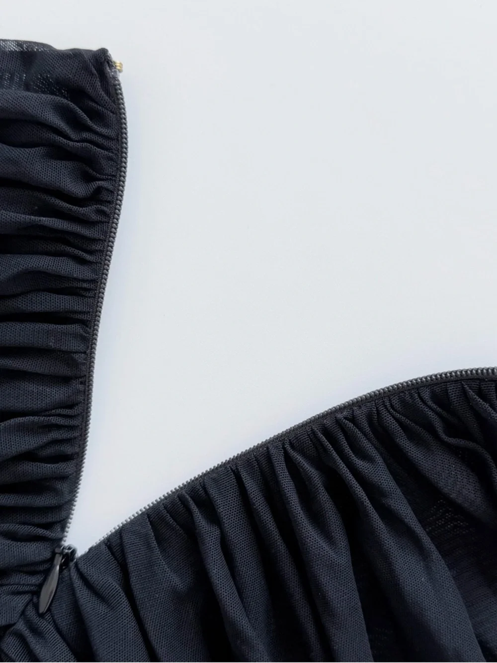 Aritzia Babaton Luxor Ruched Mesh Crop Top Black Size XS Sheer Party - Picture 8 of 14